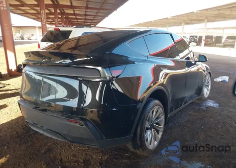 2026 Tesla Model Y Long Range Dual Motor All-Wheel Drive/Long Range Launch Series from USA, damaged, VIN 7SAYGDEE8TF374259